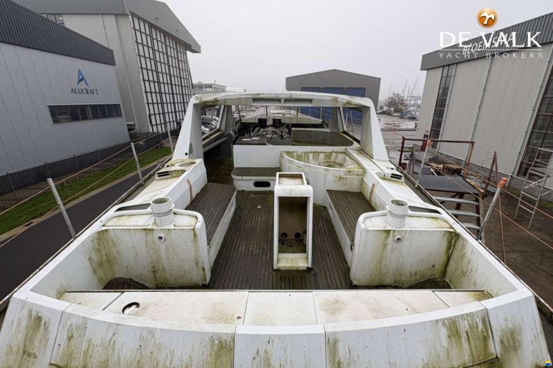 Trintella 82AD hull
