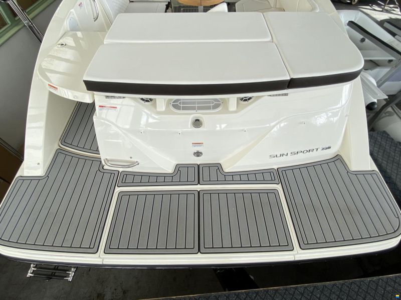 Sea Ray 230 SSE