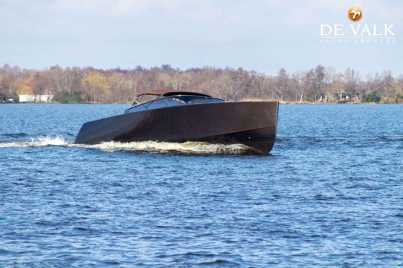 VanDutch 40