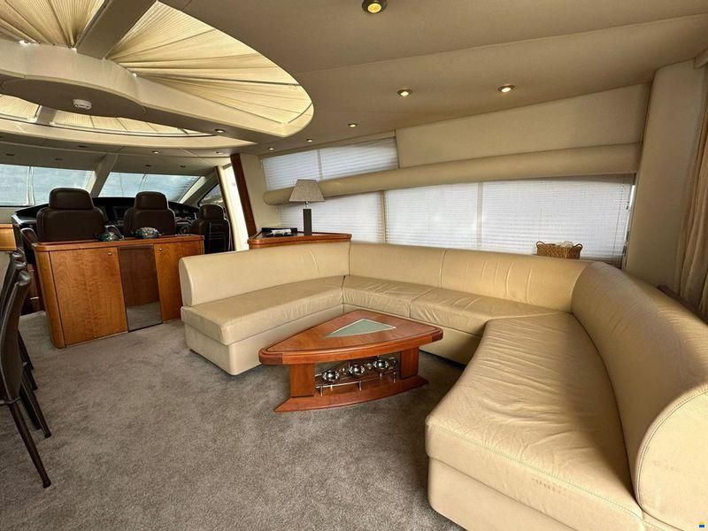 Sunseeker Predator 82
