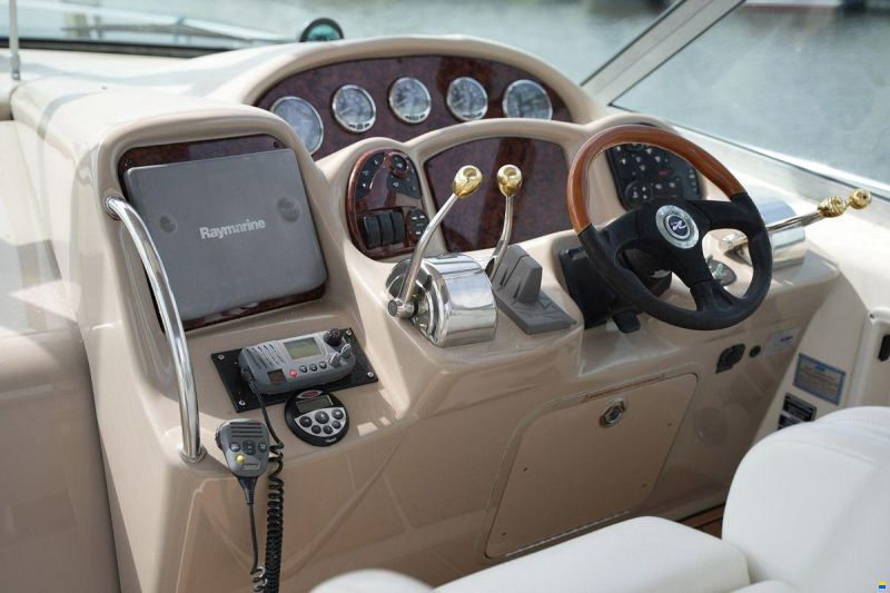 Sea Ray 340 Sundancer