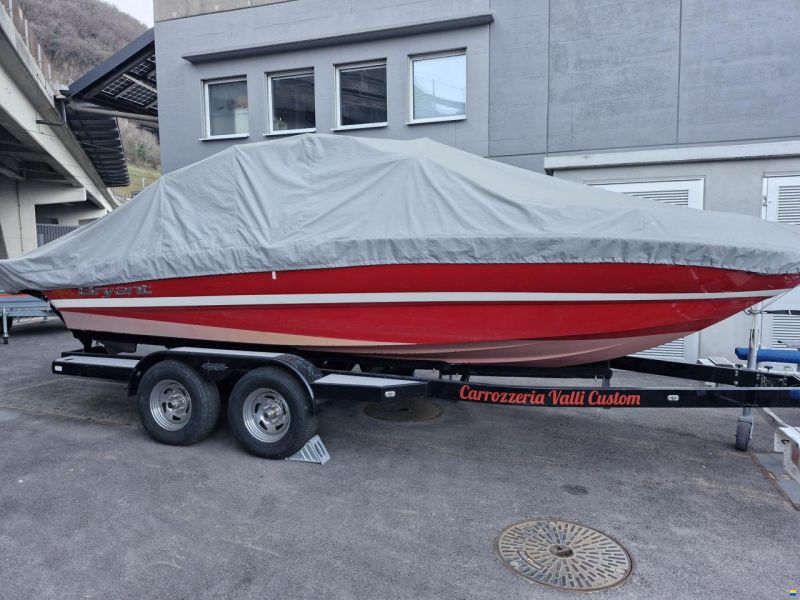 Bryant Boats 210