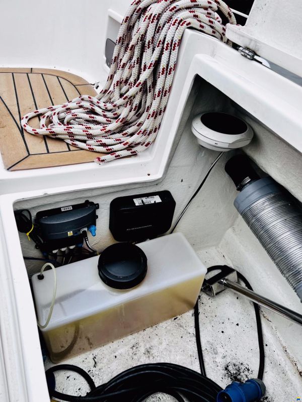 Imexus 28 Powersailer