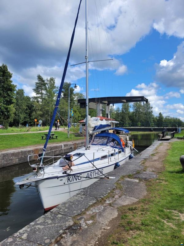 Imexus 28 Powersailer
