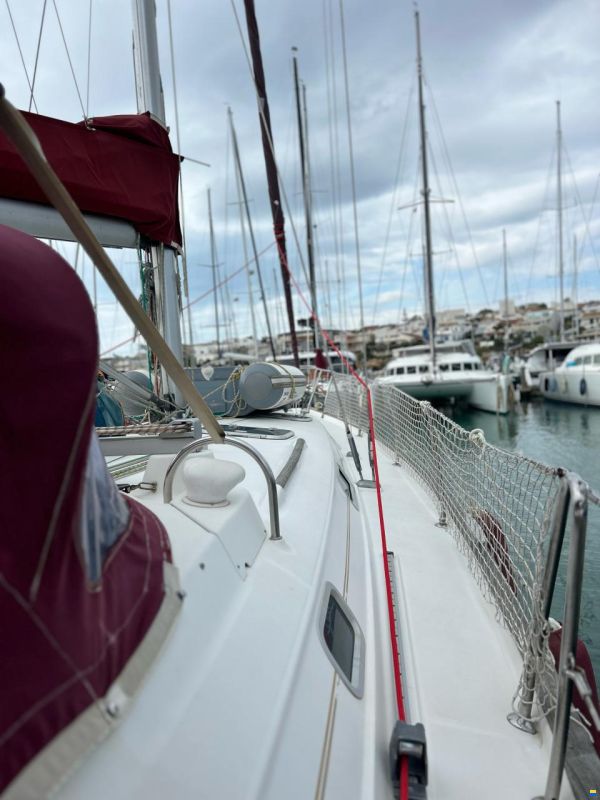 Beneteau Oceanis Clipper 411