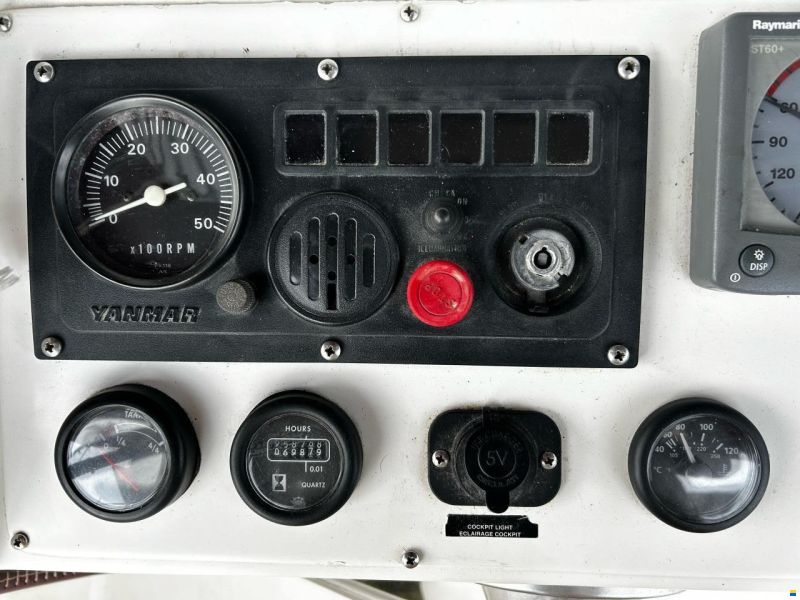 Beneteau Oceanis Clipper 411