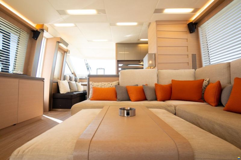 Monte Carlo Yachts 70