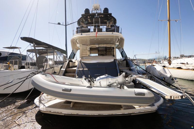 Monte Carlo Yachts 70