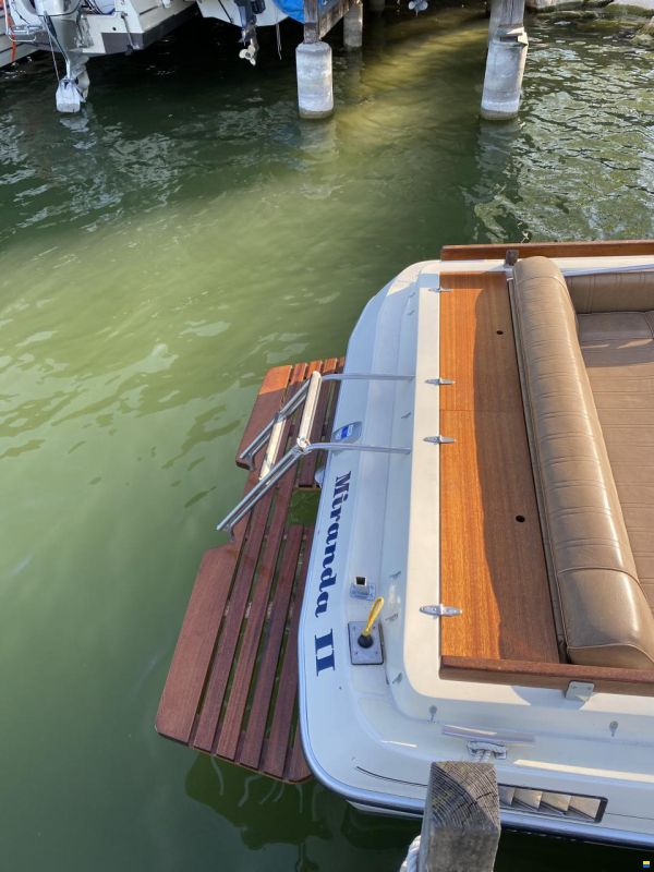 Sunseeker 23 Sport Cabin