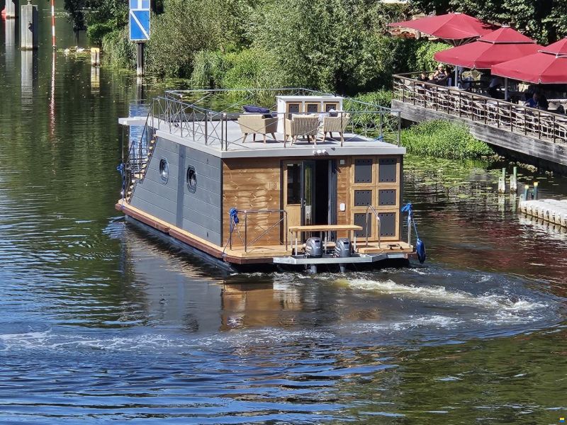 CampiBoat Campi 460 Ihr schwimmendes Zuhause Sauna