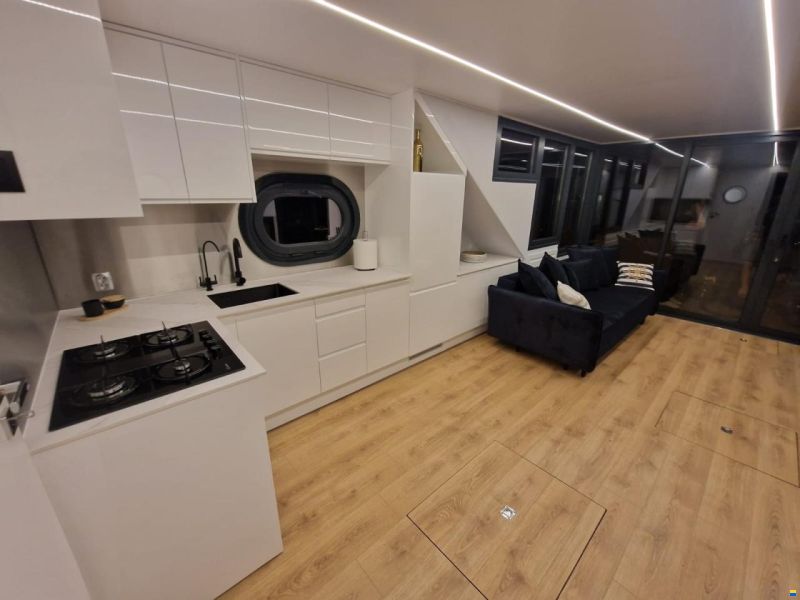 CampiBoat Campi 460 Ihr schwimmendes Zuhause Sauna