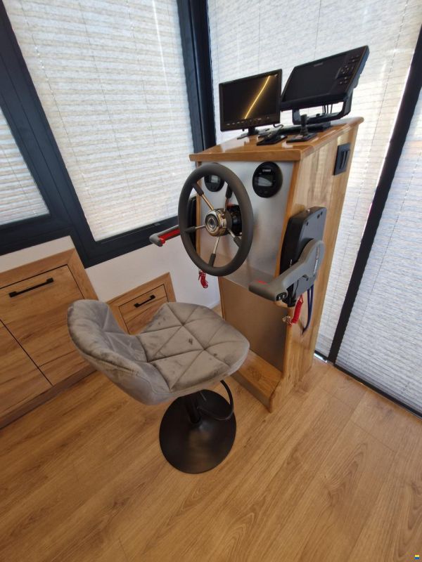 CampiBoat Campi 460 Ihr schwimmendes Zuhause Sauna