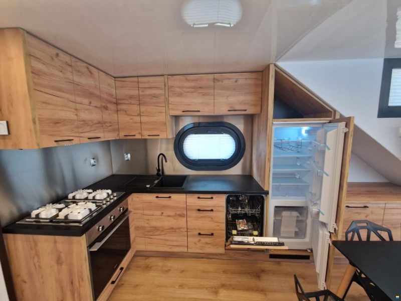 CampiBoat Campi 460 Ihr schwimmendes Zuhause Sauna