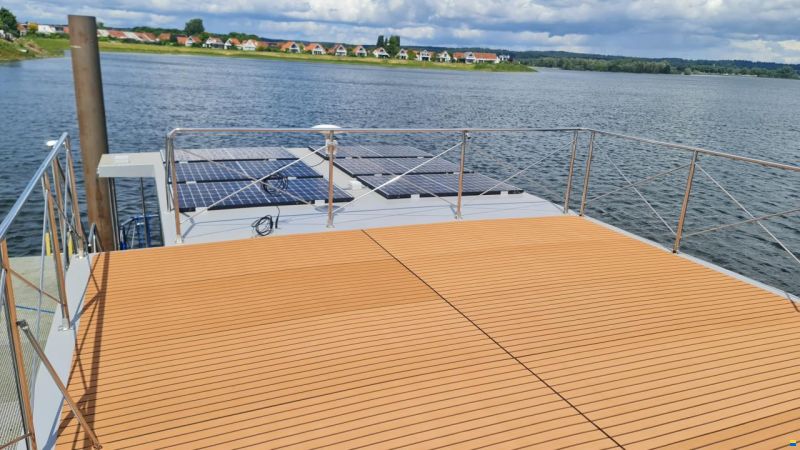 CampiBoat Campi 460 Ihr schwimmendes Zuhause Sauna