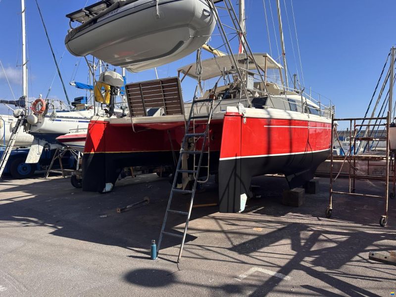 Prout Snowgoose 37