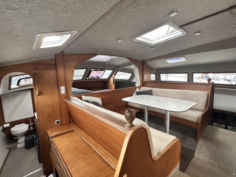 Prout Snowgoose 37