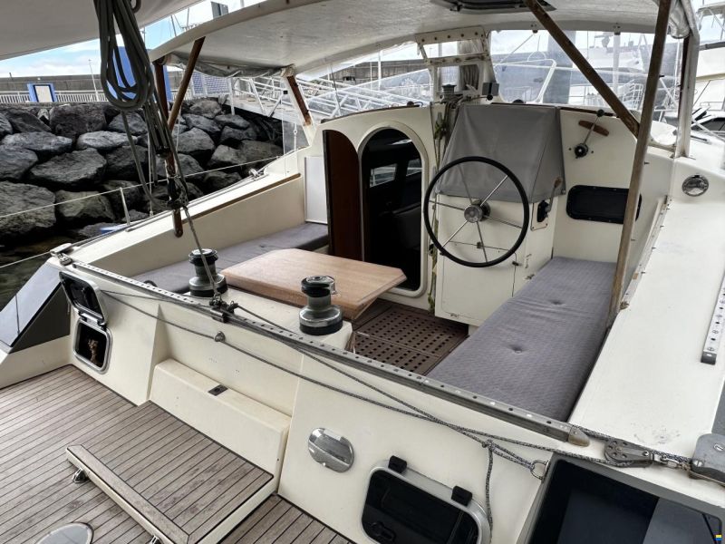 Prout Snowgoose 37