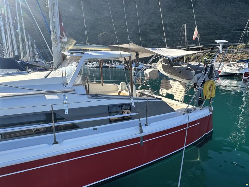 Prout Snowgoose 37