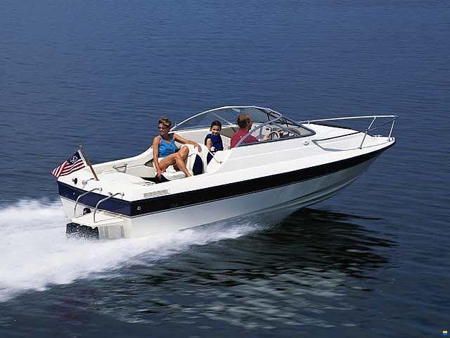 Bayliner 192 Discovery Martini Racing