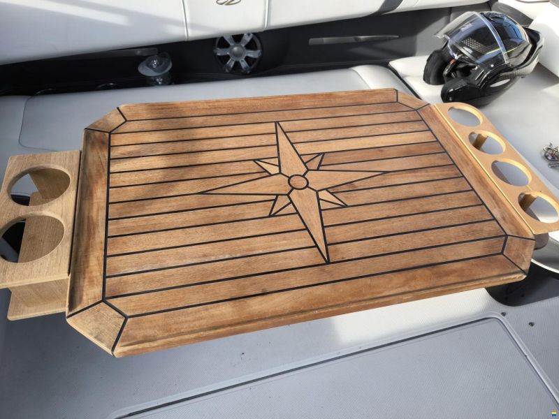 REGAL MARINE 2800 BOWRIDER