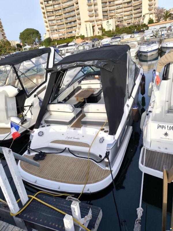 REGAL MARINE 2800 BOWRIDER