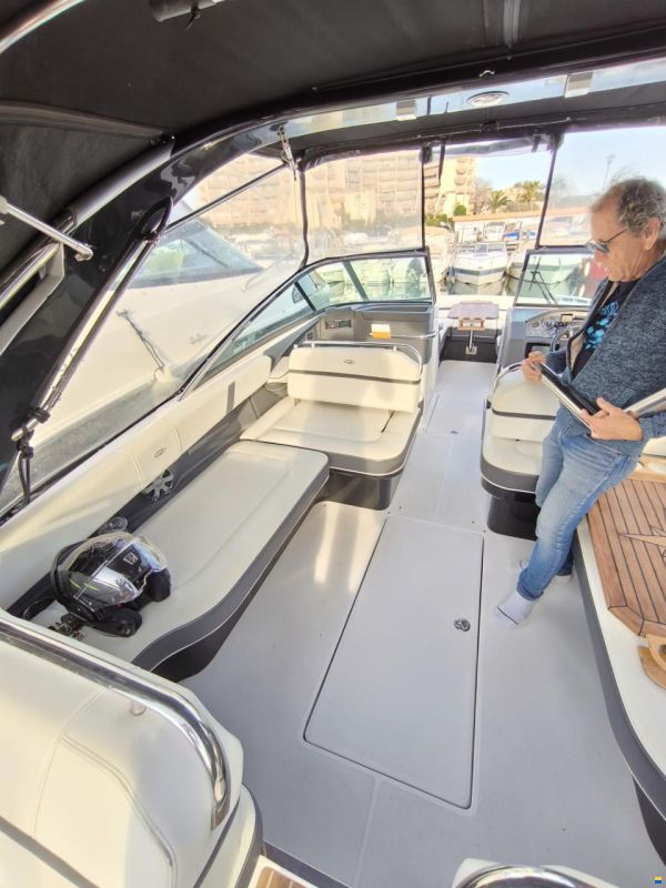 REGAL MARINE 2800 BOWRIDER