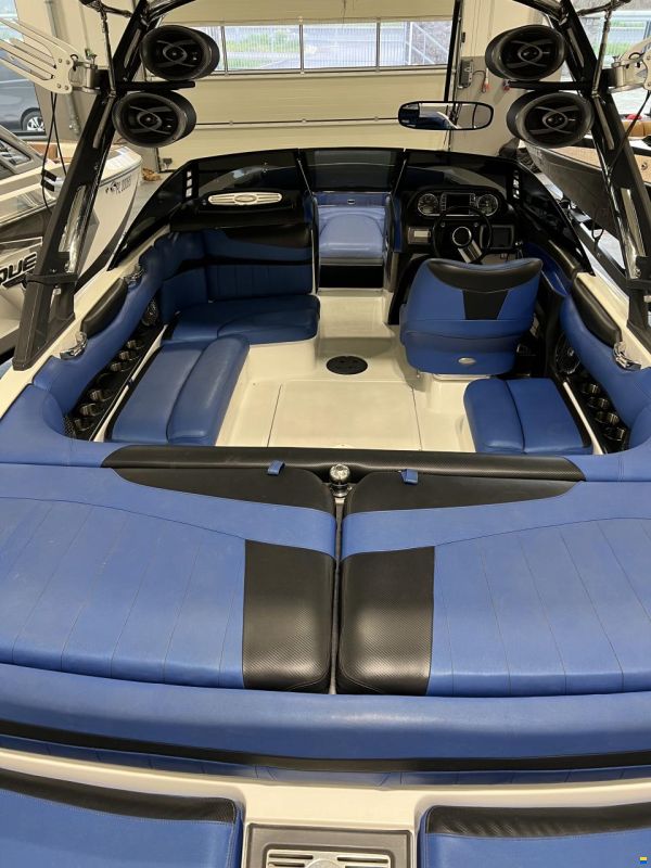 Malibu MXZ 22
