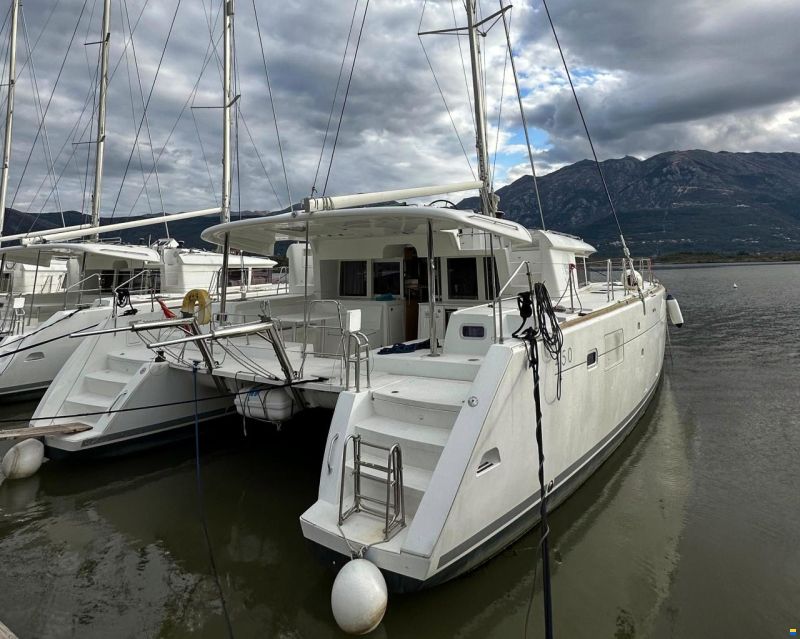 Lagoon 450
