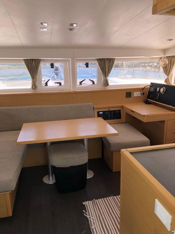 Lagoon 400 S2