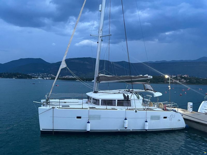 Lagoon 400 S2