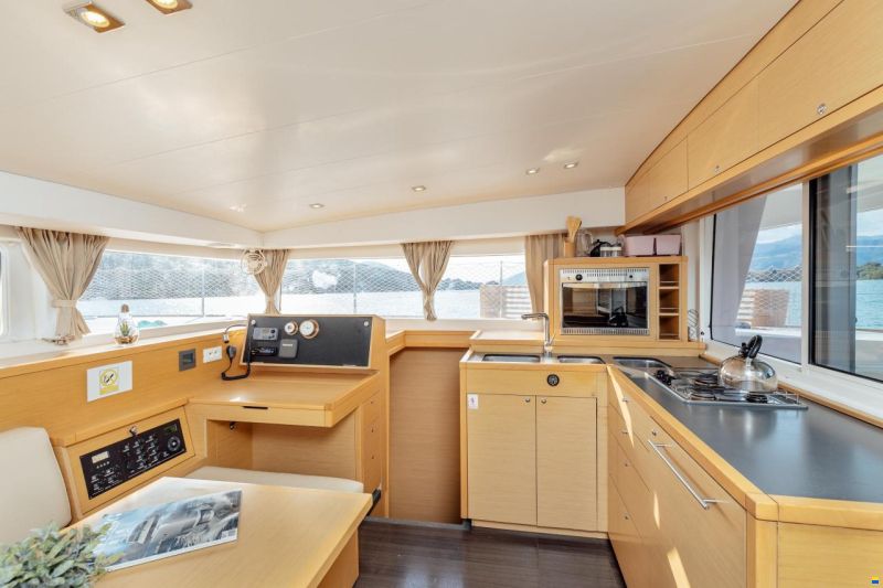 Lagoon 400 S2