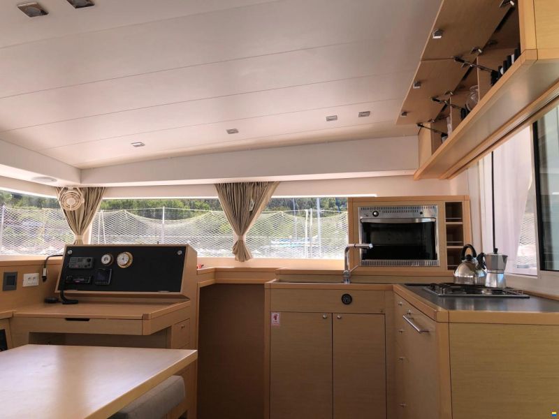 Lagoon 400 S2