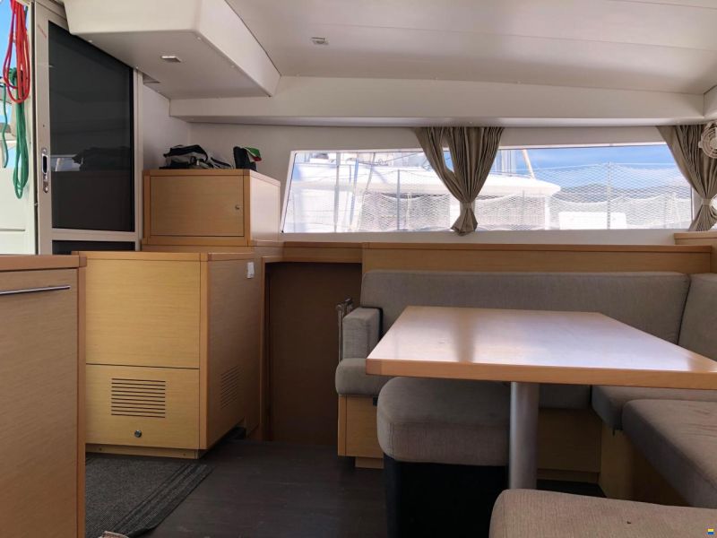 Lagoon 400 S2