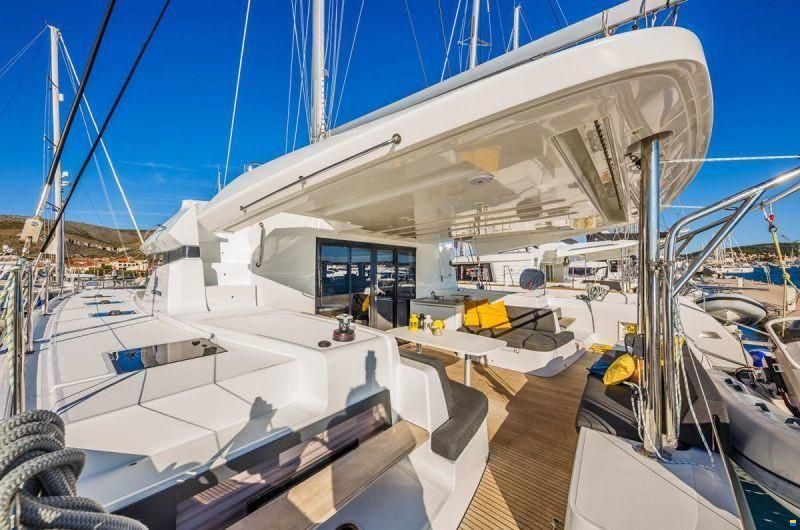 Lagoon 50
