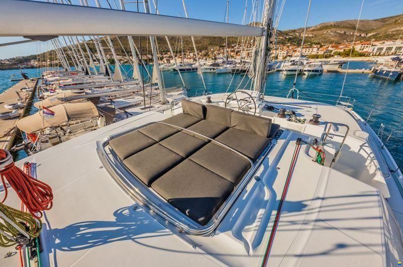 Lagoon 50