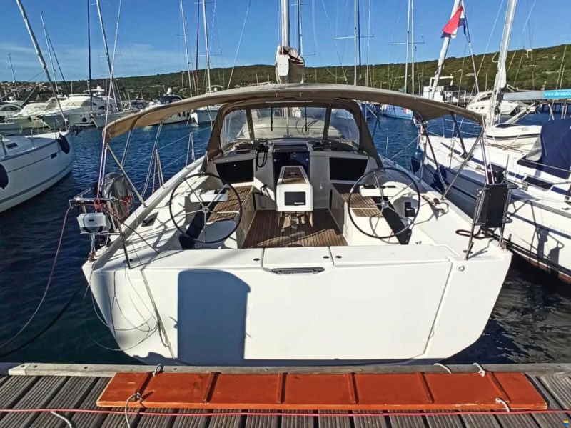Dufour 430 Grand Large