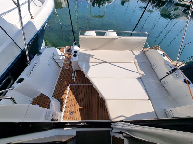 Beneteau Antares 9
