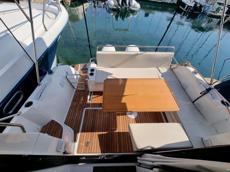 Beneteau Antares 9