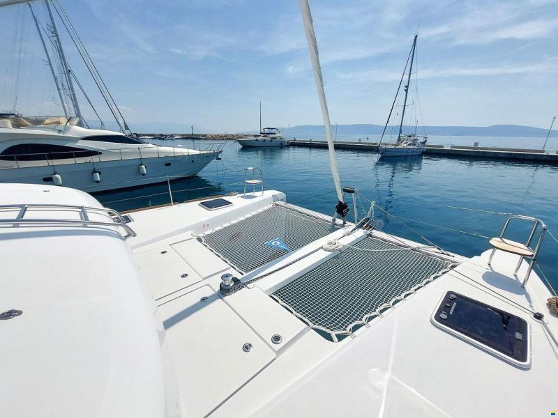 Lagoon 40