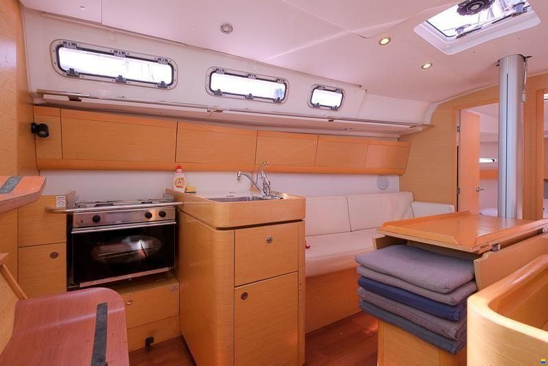 Beneteau First 35