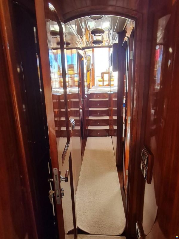 Egemar Liberty 48
