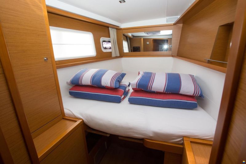 Lagoon 450