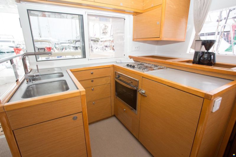 Lagoon 450