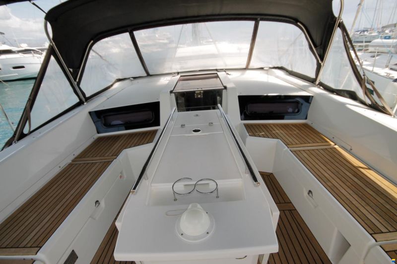 Beneteau Oceanis 46.1