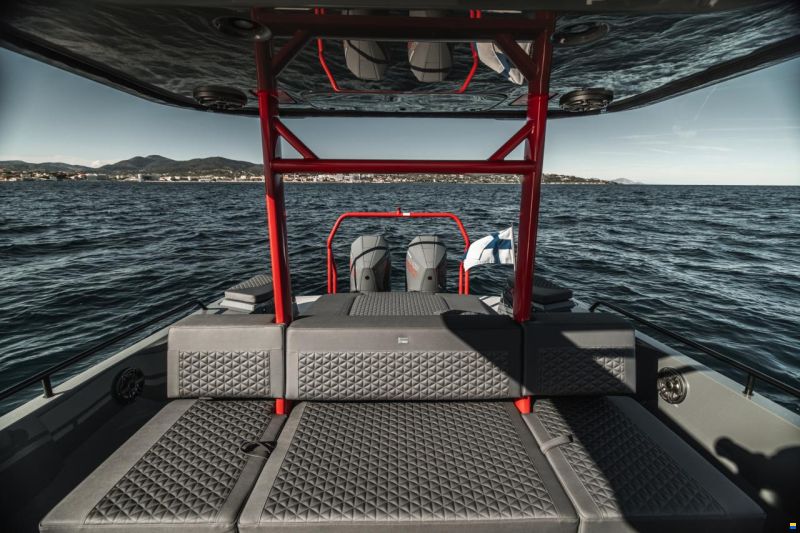 Brabus Shadow 1000 ST