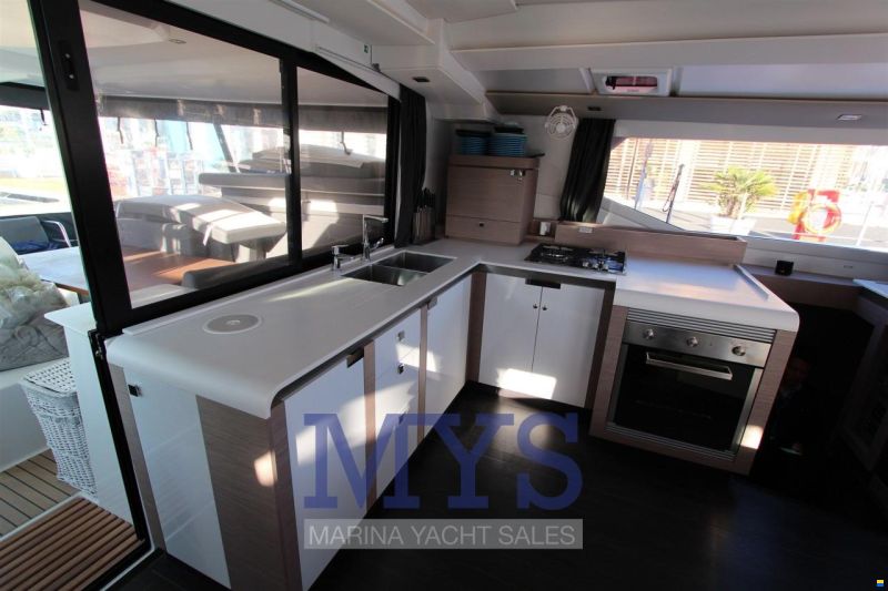 Fountaine Pajot 47 TANNA