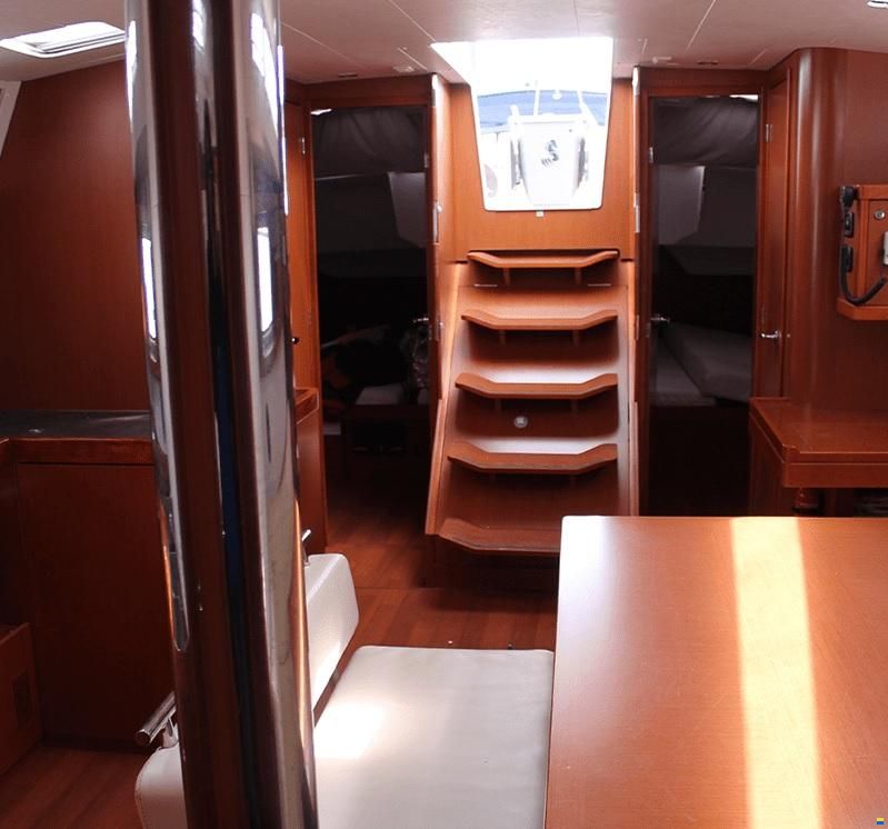 Beneteau Oceanis 48