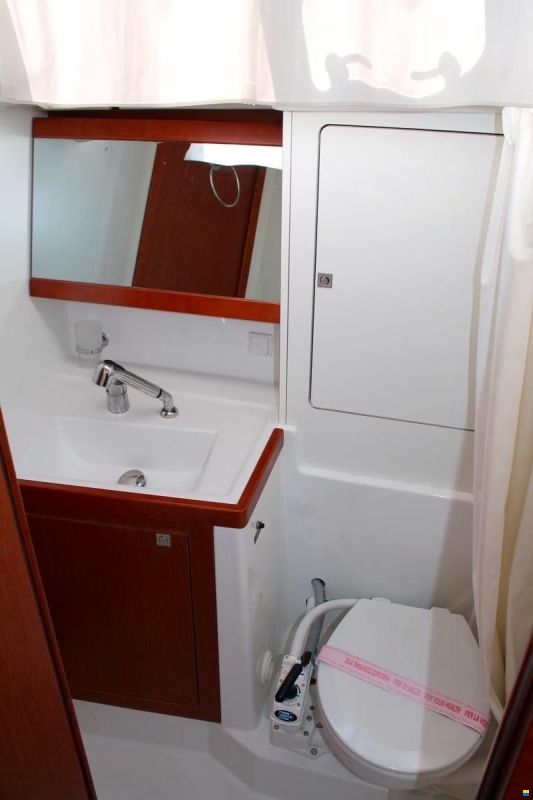 Beneteau Oceanis 48
