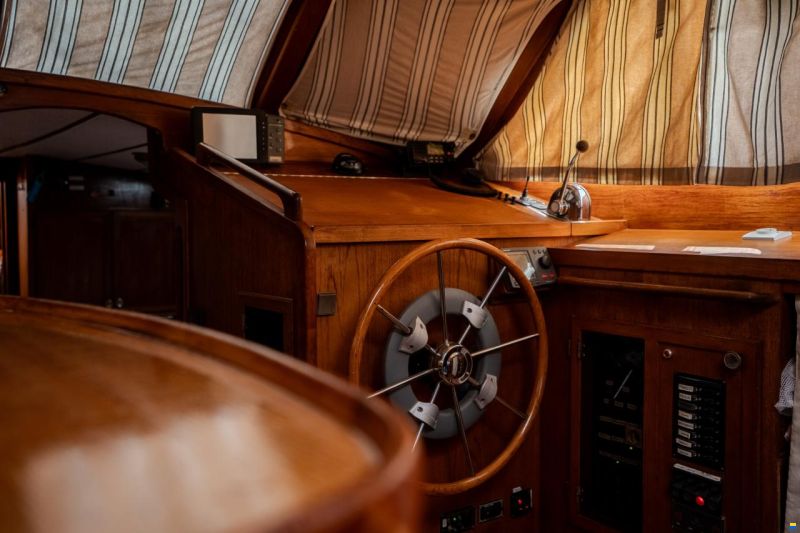 Nauticat 43