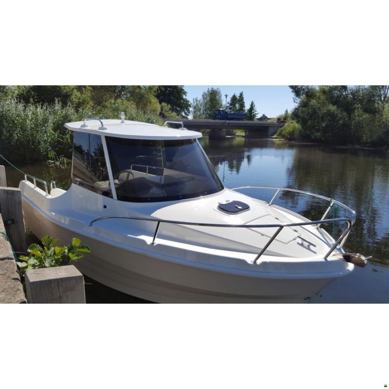 Banan Boats Lakeman 540 Pilot House